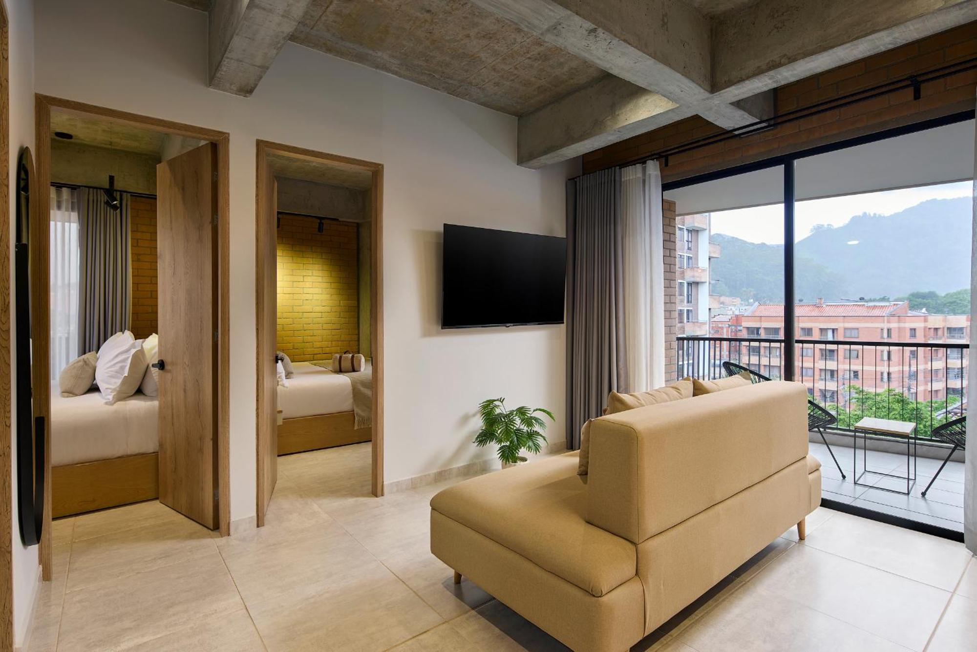 30 Living Suites 메딜린 외부 사진