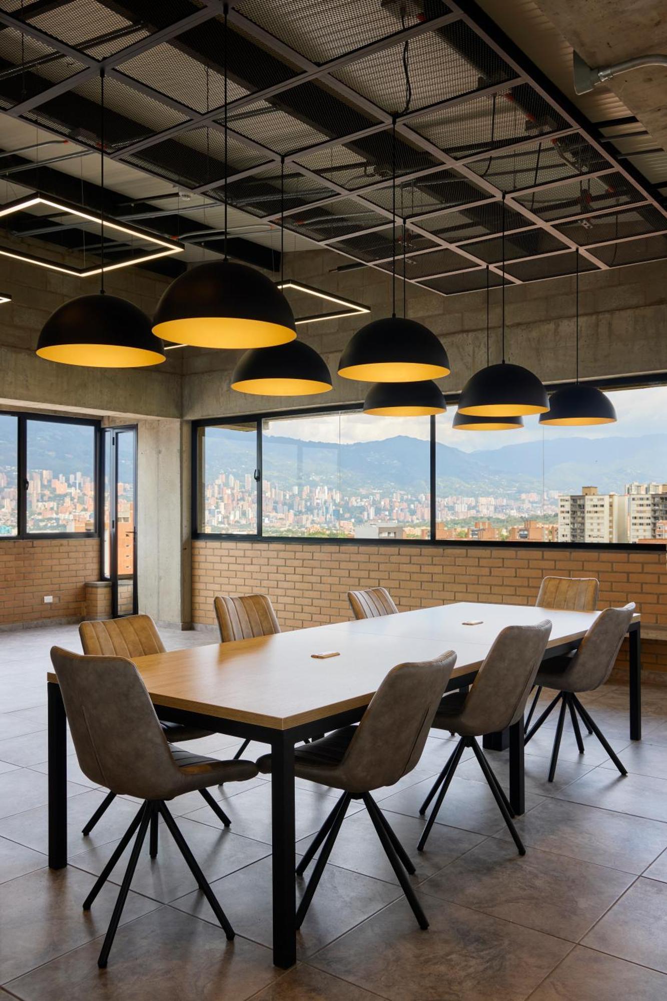 30 Living Suites 메딜린 외부 사진