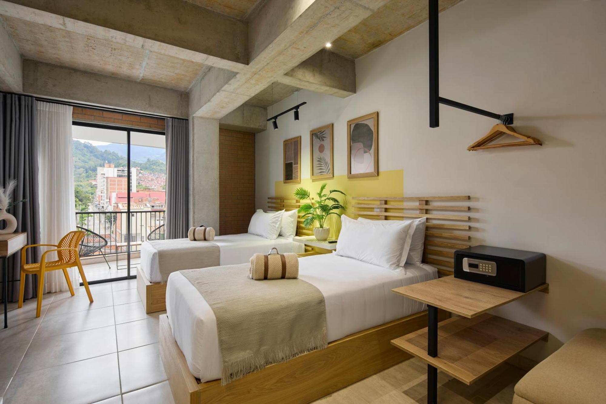 30 Living Suites 메딜린 외부 사진